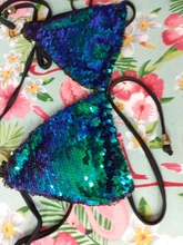 Nayooton-Conjunto de Bikini triangular con lentejuelas brillantes para mujer, ropa de playa Sexy con cordón, traje de baño de cuello alto cruzado con cuello Halter, traje de baño de cintura baja