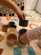 ¡Caliente! 8 Uds bebé de taza juguetes educativos juguetes del bebé Arco Iris, torre de apilamiento juguetes del baño del bebé juguetes de los niños regalo