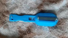 Cepillo de plástico 2 en 1 para escamas de pesca, cortador de pescado incorporado, cepillo de piel de pescado, raspador de limpieza rápida, cuchillo de pescado