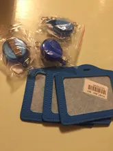 Soporte de tarjeta de identificación de PU de estilo Horizontal con logotipo retráctil, carrete de insignia, Clip de soporte de tarjetas credenciales, suministros escolares de oficina