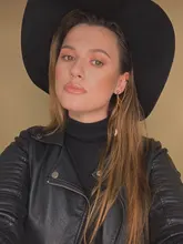 1 Uds Pendientes de joyería de moda personalidad Metal Clip de oreja Pendientes de borlas de hojas para el regalo de las mujeres Pendientes de oreja atrapado en esposas.