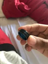 Anillo de titanio para hombre, Surface negro, azul, ranura interior, cara azul, anillo de acero inoxidable, luz de temperamento de lujo