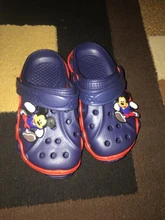 Zapatos antideslizantes con personajes de dibujos animados para niños y niñas, zapatillas de playa, moda de verano, 2019