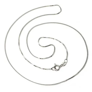 Chain 925 sterling silver m 50cm. Model Venetian width 0.80mm. Brightness unisex closure reasa
Chain 925 sterling silver m 50cm. Model Venetian width 0.80mm. Brightness unisex closure reasa