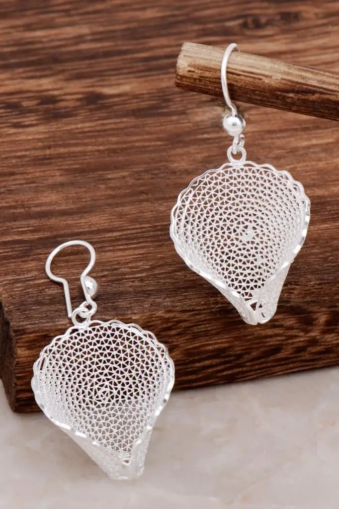 Filigree Design Dangling Silver Earrings4609 High Quality Hand Made Original Filigree Silver Jewellery Gift for Women
Filigree Design Dangling Silver Earrings4609 High Quality Hand Made Original Filigree Silver Jewellery Gift for Women