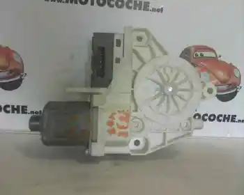 WINDOW MOTOR REAR RIGHT PEUGEOT 407
WINDOW MOTOR REAR RIGHT PEUGEOT 407