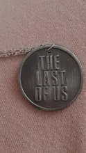 Collar de luciérnaga con logotipo letras para hombre y mujer, colgante Retro de The Last Of Us 2, joyería de juego caliente para hombres y mujeres