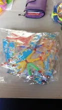 Juego de 30 Uds. De juguetes elásticos para niños, que incluyen 30 martillos adhesivos para manos, Color aleatorio