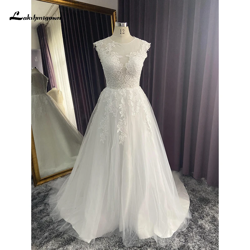 

Boho O-Neck Lace Appliques A-Line Wedding Dress 2022 Tulle Bridal Gown Off the Shoulder Sweep Button Floor vestido de noiva