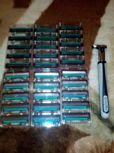 Máquina de afeitar de 2 capas para hombre, afeitadora de seguridad Manual, cuidado facial, afeitadora de barba, 1/30 Uds.