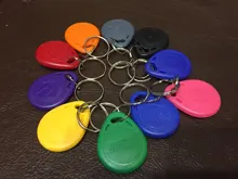 10 Uds leer sólo EM4100 125khz Tarjeta de Identificación etiqueta RFID llavero etiqueta llavero Porta Chave tarjeta llave Fob Token Ring se encuentra muy Chip