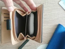 Cartera de cuero con cremallera corta para mujer, billetera pequeña de marca de lujo, bolso de mano con hojas huecas, 2021