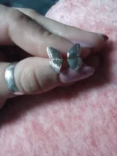 Pendientes de tuerca de mariposa media para mujer, aretes encantadores de Metal de tono dorado Vintage, joyería 2021