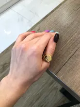 Anillo de acero inoxidable personalizado para mujer, sello de letra con parte superior redonda gruesa, Punk, joyería de moda