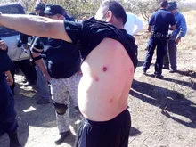 Funda táctica de caza abierta para el puño, compatible con esposas estándar para cinturón de 5,5 cm