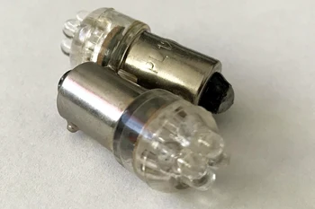 Pair 2 Led bulbs BA9S T4W straight feet with 4 Led F3 cool white 12V 0,2W
Pair 2 Led bulbs BA9S T4W straight feet with 4 Led F3 cool white 12V 0,2W