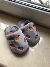 Zapatillas de abrigo de piel polar para niños y niñas, calzado informal antideslizante para interiores, con dibujo de fruta, otoño e invierno, 2020