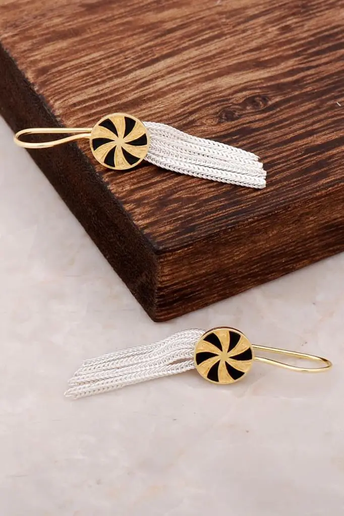 Midyat Mesh Gold Gilded Handmade Sterling Silver Earring 2632 High Quality Hand Made Original Filigree Silver Jewellery Gift 
Midyat Mesh Gold Gilded Handmade Sterling Silver Earring 2632 High Quality Hand Made Original Filigree Silver Jewellery Gift