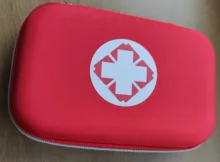 Kit de primeros auxilios portátil para exteriores, bolsa EVA impermeable con múltiples bolsillos para tratamiento médico de emergencia en familia o coche, viajes