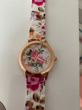 De moda de impresión de la flor de las mujeres banda de silicona números arábigos, reloj de pulsera de cuarzo Dial pulsera Regalo de Cumpleaños venta al por mayor