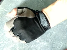 Guantes antideslizantes para ciclismo, protectores de manos transpirables de medio dedo para deportes y ciclismo, accesorios para hombres y mujeres