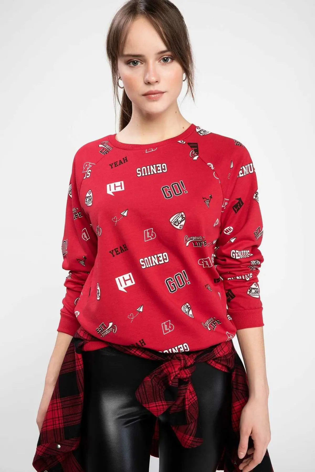 DeFacto Woman Simple Crew Letter Pattern Pullovers Casual Long Sleeves Pullovers Autumn Loose Women Autumn New --J9891AZ18AU
DeFacto Woman Simple Crew Letter Pattern Pullovers Casual Long Sleeves Pullovers Autumn Loose Women Autumn New --J9891AZ18AU