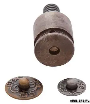 "punch", "hand press", "sewing accessories", "installation of fittings"
"punch", "hand press", "sewing accessories", "installation of fittings"