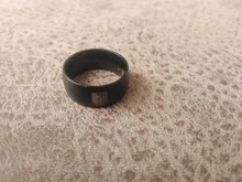 Anillo de acero inoxidable con diseño de alas de la libertad para hombre y mujer, sortija de 8mm, color negro, plateado, para Fans de Anime