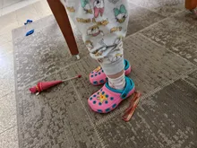 Sandalias para niños pequeños, sandalias para niños y niñas, zapatos de playa con agujeros, zapatos bonitos de playa, sandalias de dibujos animados, pantuflas antideslizantes de verano