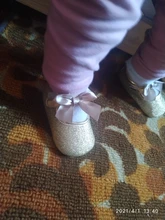 Zapatillas de primeros pasos para bebé, zapatos con lazo de princesa de PU, corazón amoroso, lazo con cordones, suela de cuna brillante, 2019