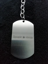 Llavero con foto personalizada de acero inoxidable, llavero con nombre, fecha, grabado redondo, identificación, etiqueta de perro, llavero de corazón, llave de amuleto colgante