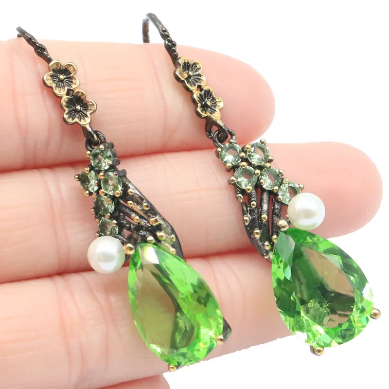 53x13mm Gothic Vintage 9g Rhodolite Green Tsavorite Garnet White Pearl Black Gold Earrings
53x13mm Gothic Vintage 9g Rhodolite Green Tsavorite Garnet White Pearl Black Gold Earrings