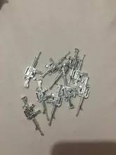 10 piezas de amuletos de Rifle de asalto 45x16mm colgante de fabricación antigua, bronce tibetano Vintage, collar de pulsera DIY