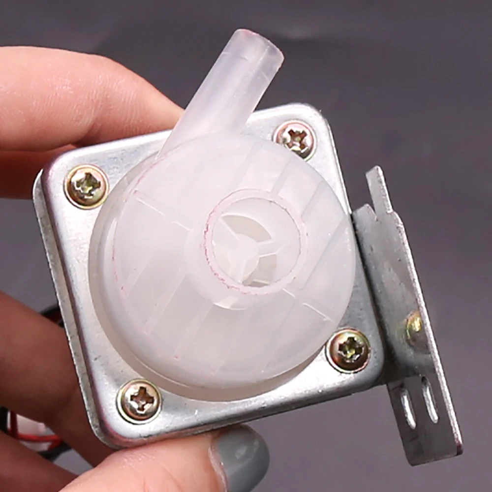 Water Dispenser Pump Mute DC 6V-12V Magnetic Pump 6W 365 Motor Micro Water Pump DIY Sewage Treatment Low Power Consumption
Water Dispenser Pump Mute DC 6V-12V Magnetic Pump 6W 365 Motor Micro Water Pump DIY Sewage Treatment Low Power Consumption