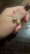 Encanto repleto de circonita anillo de compromiso de cristal de las señoras de moda anillo de nuevo 2020