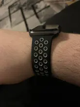 Correa de silicona para Apple Watch, pulsera deportiva transpirable de 44mm, 40mm, 38mm y 42mm, iWatch series 3, 4, 5, 6 se