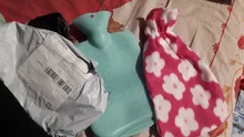 Grueso caliente botellas de agua, portátiles de goma de Invierno Caliente bolsa de agua caliente calentador de mano niñas bolsillo pies de mano caliente botella de agua