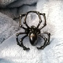 ZYZQ Neo-Simulación de araña anillo estilo Punk, parodia de Halloween, accesorios de juguete