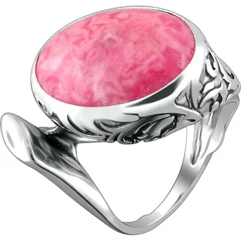 Esthete ring with 1 Moonstone made of black silver
Esthete ring with 1 Moonstone made of black silver