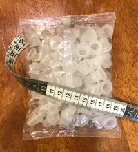 Taza para tinta de tatuaje desechable, soporte de pigmento para cejas, tapas de contenedores, de silicona, tamaño pequeño y grande, 100 Uds.