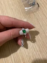 Huitan-anillo de compromiso con Circonia cúbica verde para mujer, sortija, estilo minimalista, sencillo, diseño modesto, para chica