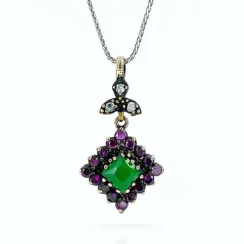 Stem Ruby And Emerald Stone Authentic Hand Generation Silver Necklace
Stem Ruby And Emerald Stone Authentic Hand Generation Silver Necklace