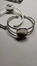 Alta calidad 20mm 25mm 7 colores plateados brazalete Base pulsera en blanco bandeja de hallazgos bisel Ajuste de Cameo de cabujón
