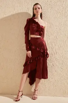 Trendyol Ruffle Detail Skirt TPRSS20ET0198
Trendyol Ruffle Detail Skirt TPRSS20ET0198