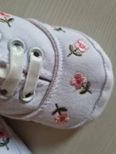 Zapatos de encaje bordado floral blanco para niña, zapatos blandos para antes de caminar, calzado para niño pequeño para primeros pasos