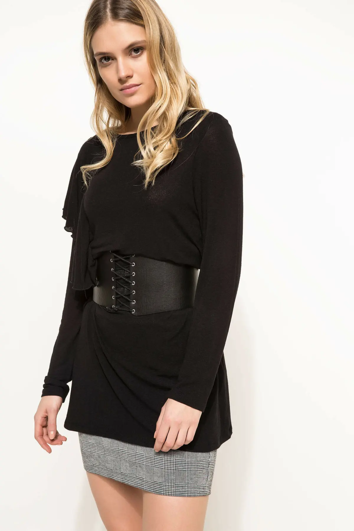 DeFacto осенний женский модный пуловер с расклешенными рукавами женские черные