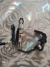 Colgador de alarma de mordedura de Pesca de carpa de hierro, Indicador luminoso LED, accesorios de herramientas de pesca duraderos