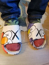 Zapatillas ligeras de lujo para amantes del coco para hombre, zapatos con grafiti para interiores, zapatillas de ocio para playa, zapatos de dibujos animados EVA, 2021