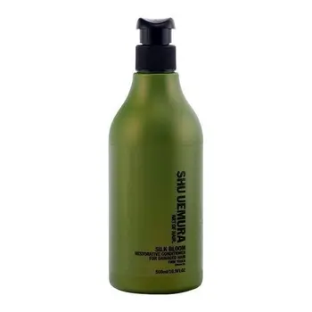 Conditioner Silk Bloom Shu Uemura (250 ml) 
Conditioner Silk Bloom Shu Uemura (250 ml)