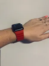 Correa de cuero para Apple watch, banda magnética de 44mm, 40mm, 38mm y 42mm, iWatch Series 3, 4, 5, 6 SE